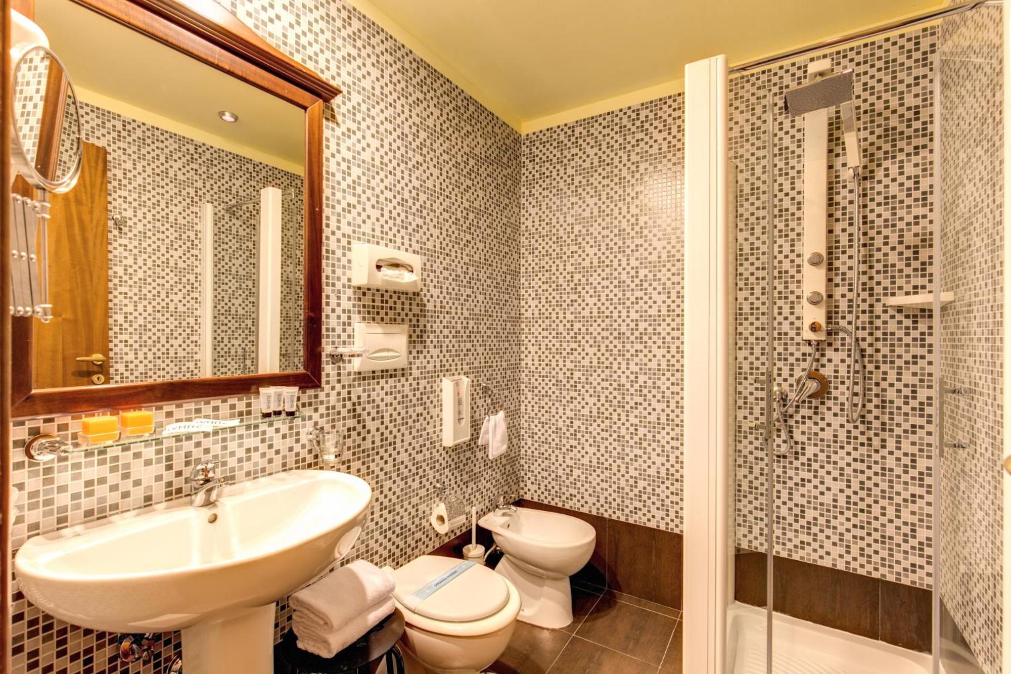 Hotel Tuscolana Řím Pokoj fotografie